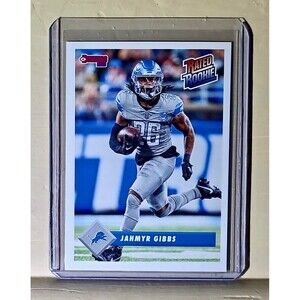 Jahmyr Gibbs 2023 Panini NFL Rated Rookie Retro #12 Football Card Lions 1/629